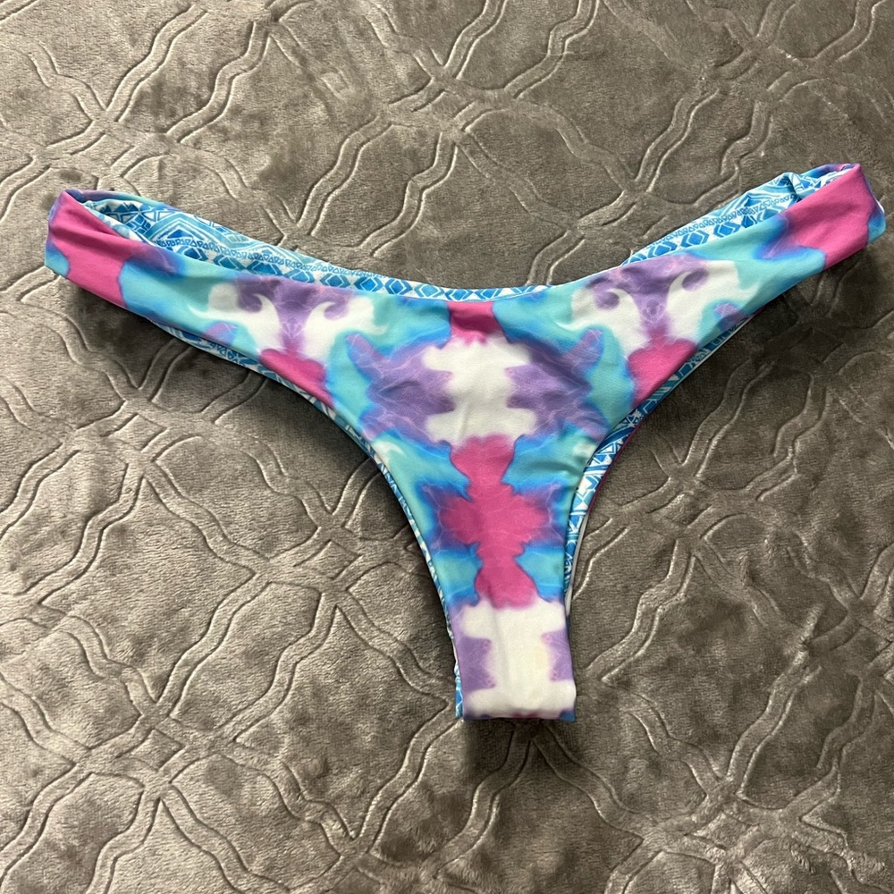 Moana bikini size small (old size medium) Reef Shark bottoms